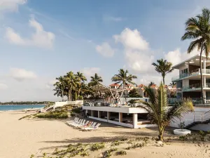Ultravioleta Boutique Residences
