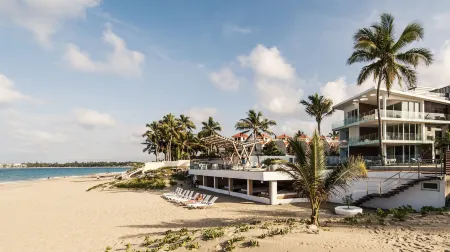 Ultravioleta Boutique Residences