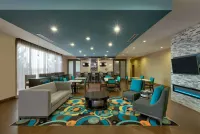 La Quinta Inn & Suites by Wyndham Clinton Historic Route 66 Hotels in Clinton