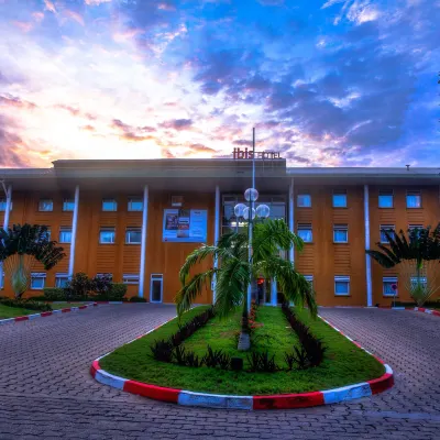 Ibis Cotonou Hoteles cerca de Fidjrosse Beach