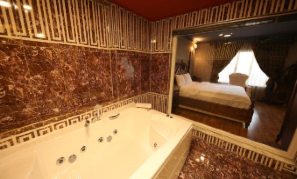 Reform Hotel