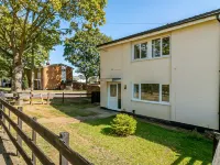 Hillcrest Lodge Hotels in Stevenage