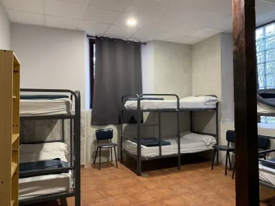 Albergue la Estación Hotels in 