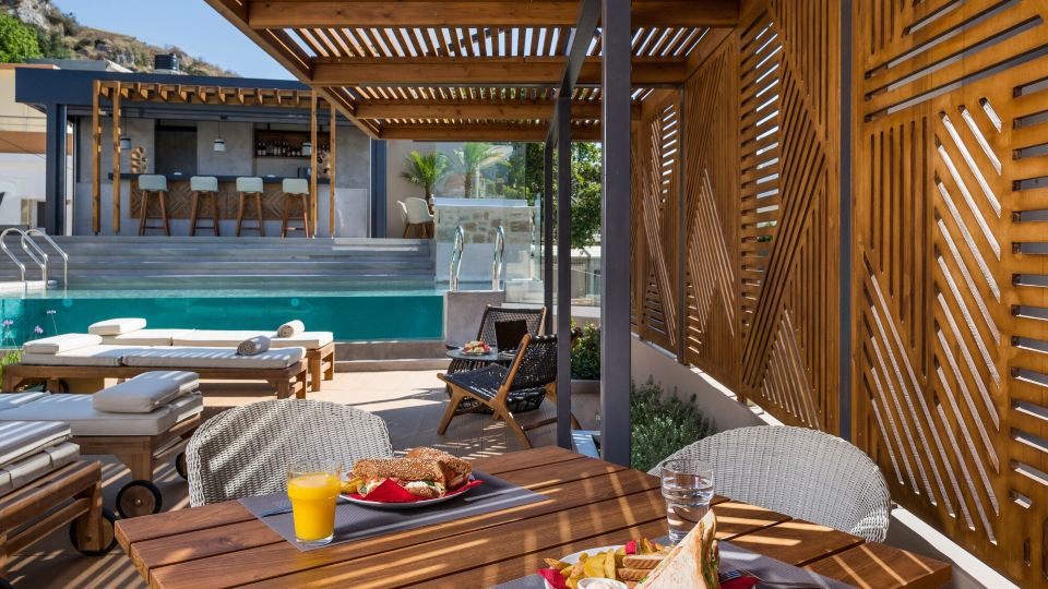 Casa d'Irene Deluxe Hotel