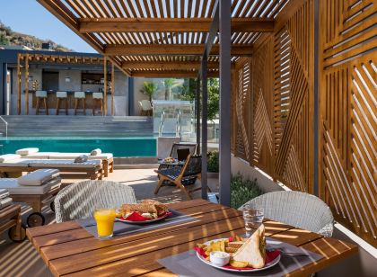 Casa d'Irene Deluxe Hotel