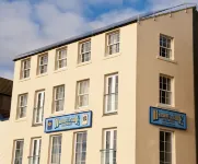 Harbourside Apartments with Private Parking