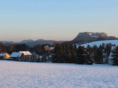 Ferienwohnung, Struppen Hotels near Camping-Stellplatz Struppen