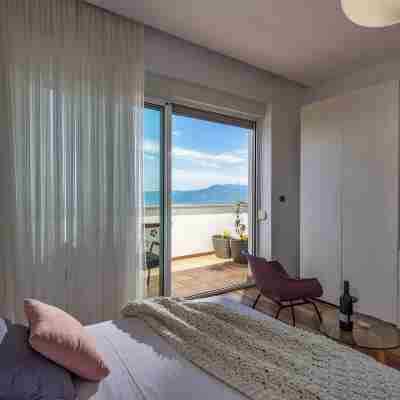 Terra Magica Deluxe Apartment or Room with Private Parking, Terrace and Sea View Rooms