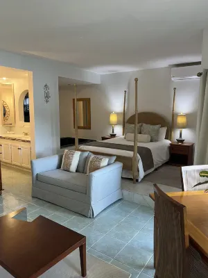 Harmony Marina Suites - salle de sport