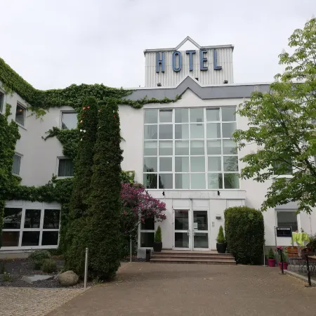 Arthotel Ambassador Wiesbaden - Free Parking