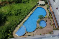 Unique and Fresh 2Br Parkland Avenue Apartment Các khách sạn ở Cilenggang