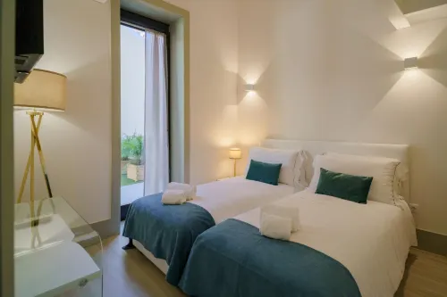 Elegant Coastal Escape Sleeps 8 Hotels in Matosinhos