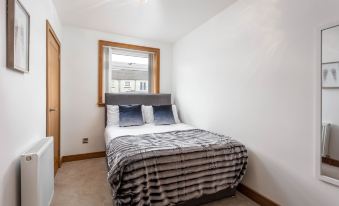 West Sands - Donnini Apartments