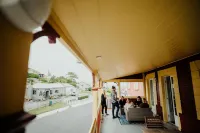 Stanley Hotel & Apartments