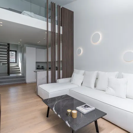 GM Luxury Suites & Spa