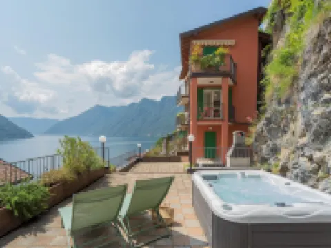 Blue Bliss Apartment Hotels in Colonno