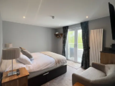 The Three Pickerels Hotels in Ely