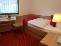 Aparthotel Wangener Landhaus Отели рядом с достопримечательностью «Ванген»