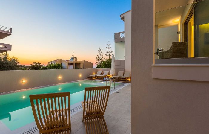 Villa Amelia - Free 8 Seater Mini Van & Pool