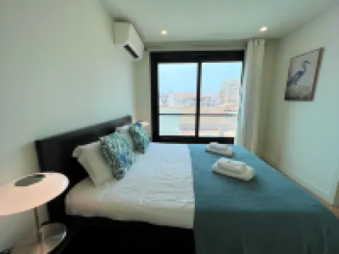 Faro Design 2 by Homing Hotels near Largo de São Francisco