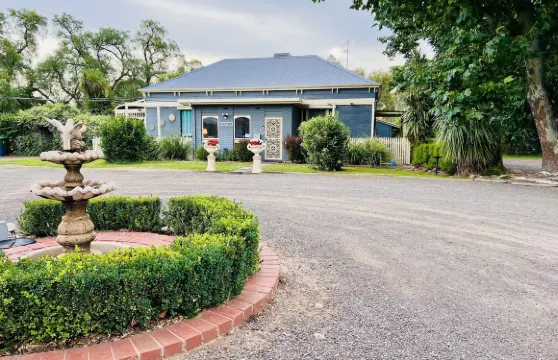 阿沃卡汽車旅館