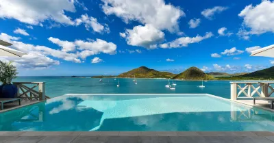 Villa Papillon Hotels near Coco Beach