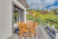 Countryside Charm House by Holiday Rental Madeira