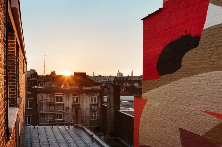 Edgar Suites Lille - Faidherbe Отели рядом с достопримечательностью «IESEG School Of Management»