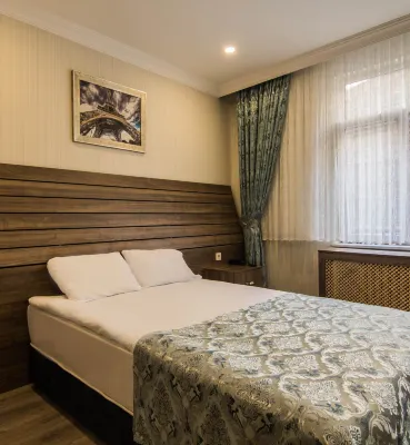 Icon City Hotel