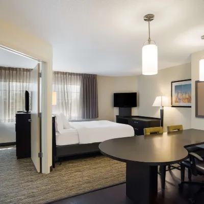 Sonesta Simply Suites Dallas Las Colinas Hotels near Irving Convention Center at Las Colinas