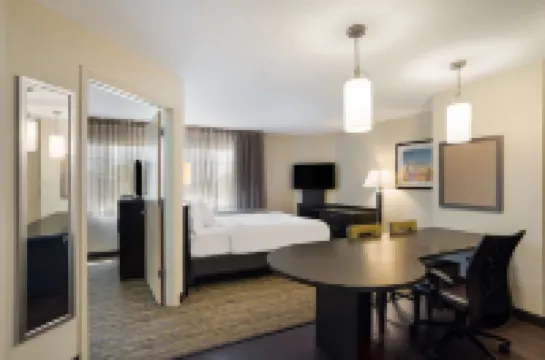 Sonesta Simply Suites Dallas Las Colinas