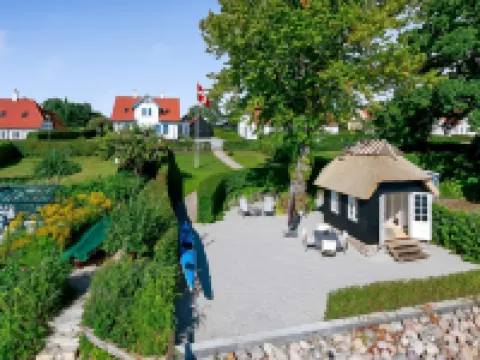 Troense B&B by the Sea Hotels near Valdemars Slot