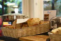 Hotel Napoléon - breakfast
