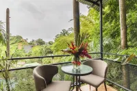 Boutique Hotel Las Cascadas - Mountain view