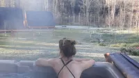 Glacier National Park-cozy, rustic home w/ hot tub, just 6 minutes to the park