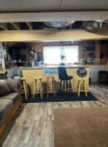 Charming 2-bedroom vacation home 17 minutes from Watkins Glen International