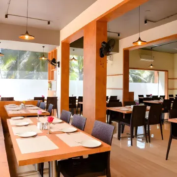 Malvan's Aishwarya Hotel