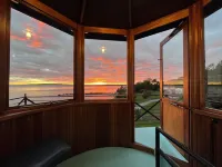 Iconic Bristol Ferry Lighthouse