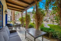 Breathtaking Desert Views and Cozy Living Space - Tranquil Oasis