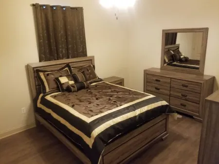 Private Oasis with New Orleans Decor - Spacious Stylish Retreat