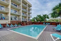 Private Balcony and Modern Amenities - Charming Coastal Haven Hotels in Wrightsville Beach