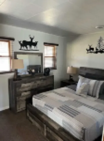 Wisconsin Dells Cabin in the Woods