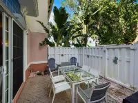 Elegant Townhouse with Heated Pool and Spa - Serene Coastal Retreat