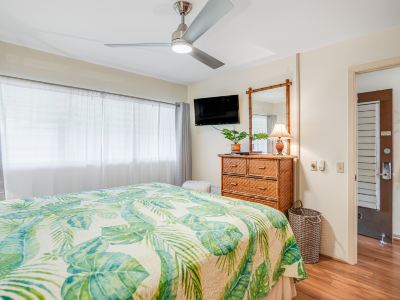 Spectacular Ocean View and Private Lanai - Stunning Coastal Getaway