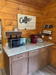 Tranquil 2 BR cabin in Halifax near Hershey Park, Lake Tobias - amazing views.