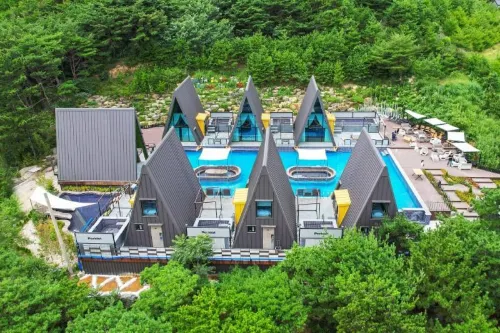 Pohang Peridot Pool Villa N Pool Glamping
