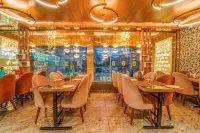 Hotel the Grand Dewan Hoteles en Katra