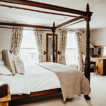 The Peppermill Town House Hotel & Restaurant