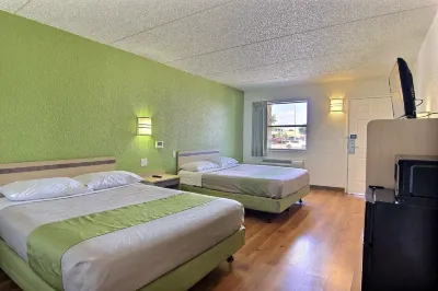 Motel 6 Austin, TX - Central Downtown UT Hotels in Austin