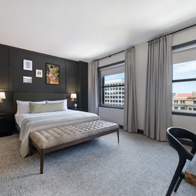 The Sam Houston Hotel, Tapestry Collection by Hilton Hotels near Minute Maid Park